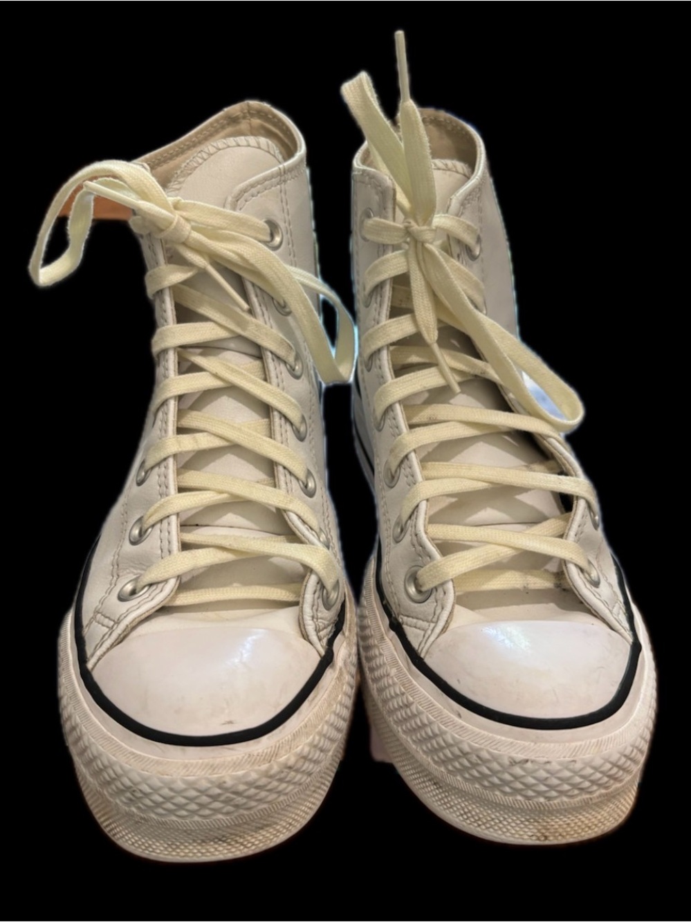 Converse Size: 8 Women's High-Top Sneakers in White